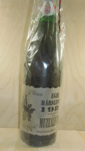 Muzeális borok - 1989 Egri Hárslevelű | Colour WineWorld Kft.
